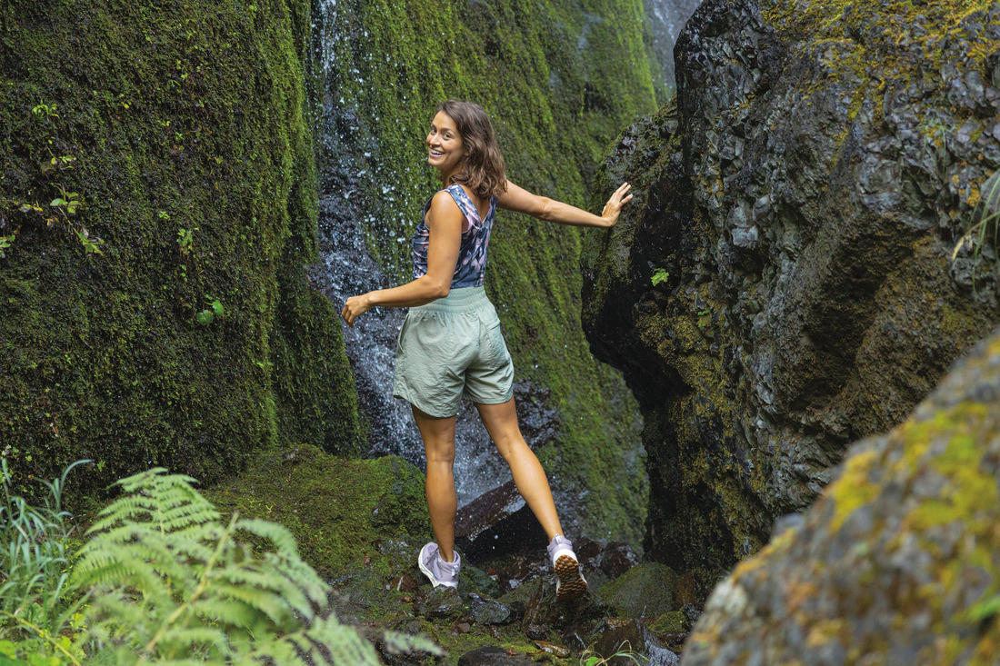Columbia Women Green Boundless Trek Short - Image 9