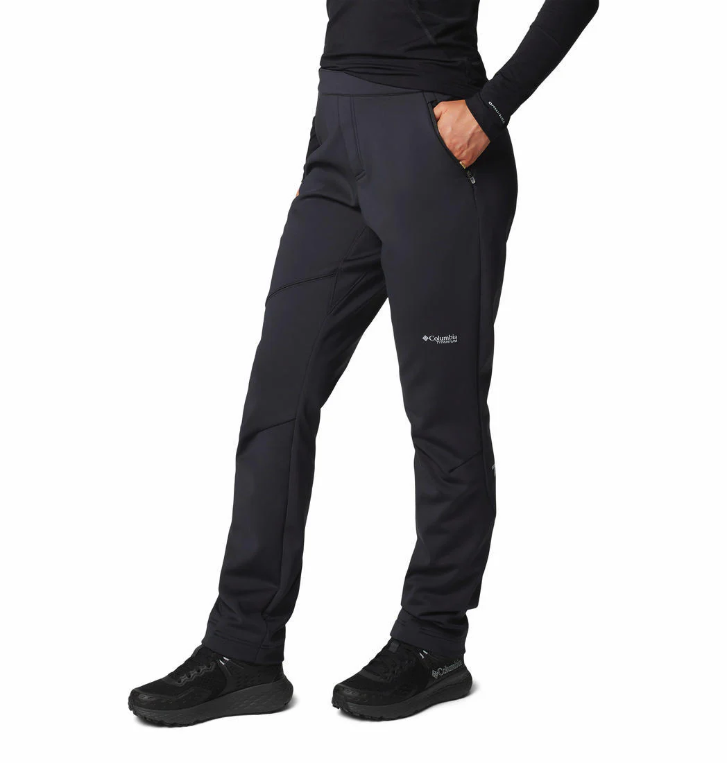 Columbia Women Black Vast Canyon High-Rise Softshell Pant - Image 3